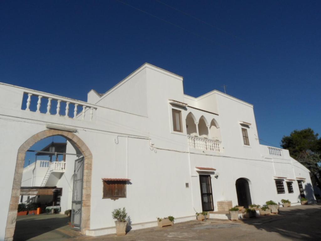 Azienda Agrituristica Masseria Campi San Vito dei Normanni Exterior photo